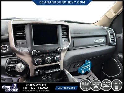 2020 RAM 1500 Laramie 4x4 Crew Cab 5'7" Box