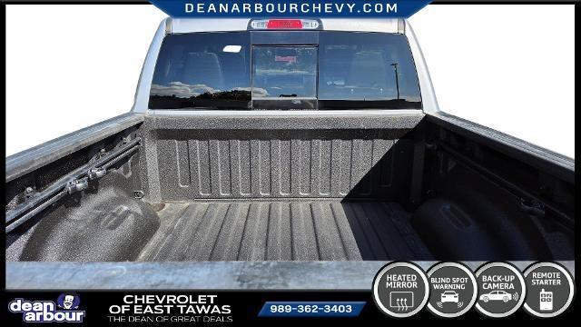 2020 RAM 1500 Laramie 4x4 Crew Cab 5'7" Box