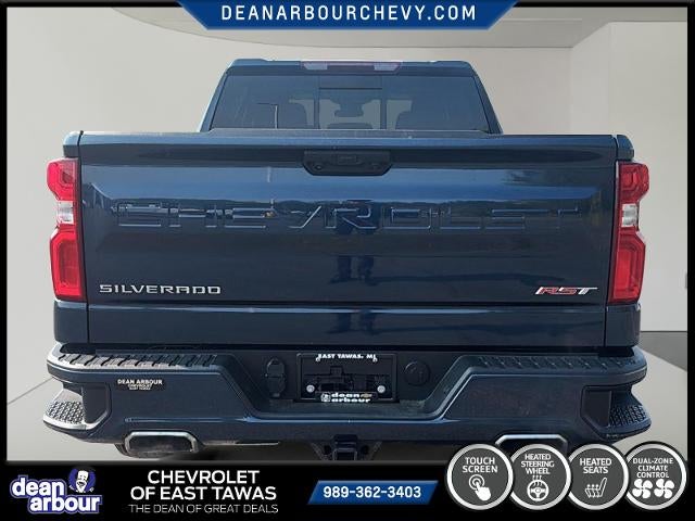 2022 Chevrolet Silverado 1500 Crew Cab Standard Box 4-Wheel Drive RST
