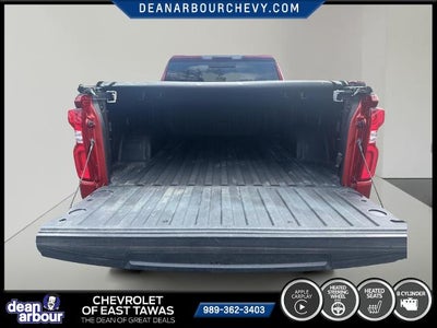 2022 Chevrolet Silverado 1500 Crew Cab Standard Box 4-Wheel Drive RST